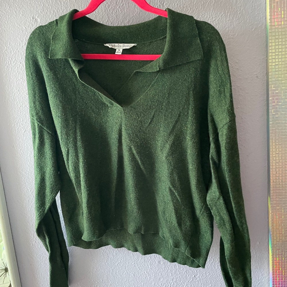 Green Knit Sweater with Collar, Size XL